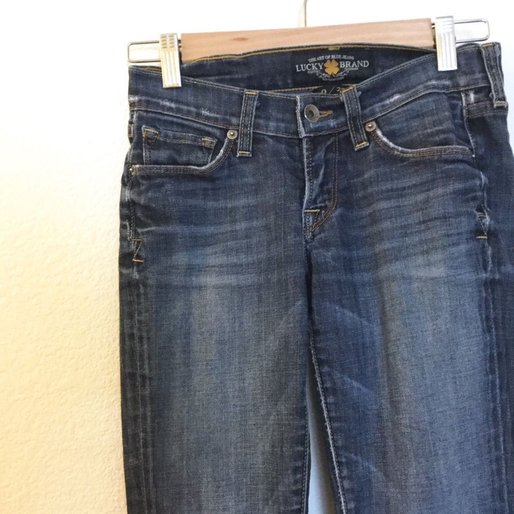 ♦️SOLD♦️Lucky Brand "Zoe Straight" Jeans